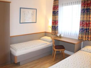 Ferienhaus Nr 77, Kategorie Economy, Feriendorf Hochbergle, Allgäu - Karlsebene - 3
