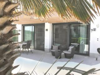 Elegant Villa in Guardamar del Segura with Private Pool - 4