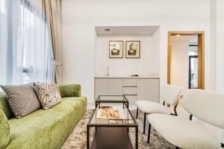 Dubai Luxury 4BR Villa in Murooj Al Furjan - 3