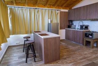 Aphrodite Apartment Near The Beach and The Airport - Áyios Spirídhon - 1