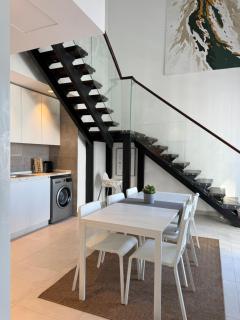 DAMAC Penthouse - City View - 2