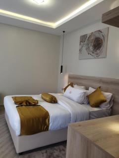 lavish Studios - Naivasha - 2