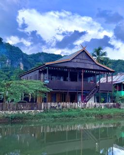 NASRUL HOUSE HOMESTAY FOR BACKPACKERS - Maros - 0