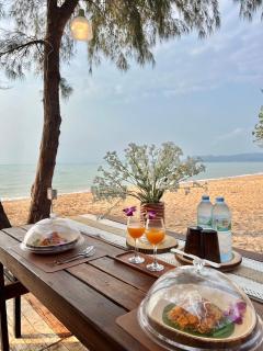 Starlit Sands Glamping - - 7