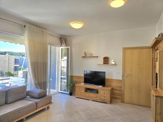 Seaside Timber Apartments - Lalzit Bay - 2