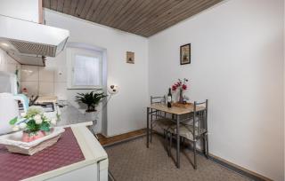 Nice Apartment In Jadranovo With Wifi - 3