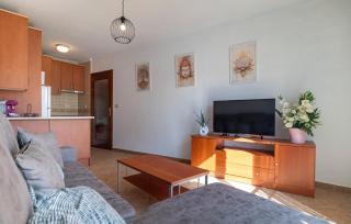 Beautiful Apartment In Roquetas De Mar - 2