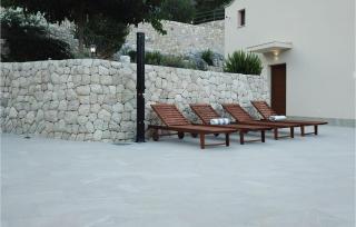 Amazing Home In Ploce - Ploče (Porto Tolero) - 1
