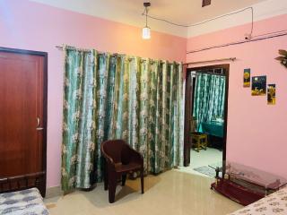 The Tarang1BHK AC apartment&Balcony Free Parking - Guwahati - 9
