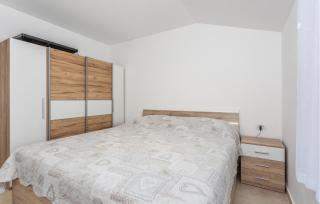 Amazing Apartment In Dobrinj With Wifi - Dobrinj - 5