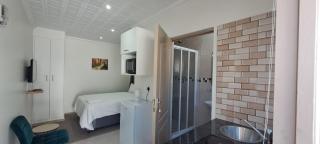 Twinex Accommodation Parow - - 0