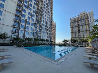 Stylish 2BR Apartment Steps from Dubai Hills Mall - 7