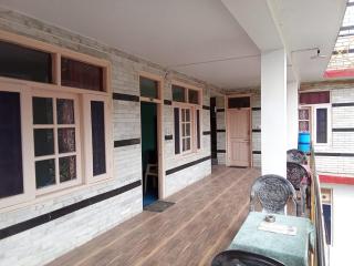 Apple Field House - Manāli - 6