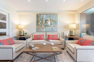 Genteel Home Paseo de la Victoria - 7