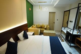 Hotel Ambassador - Varanasi - 3