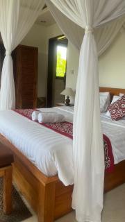 Heaven Villa Ubud - 4