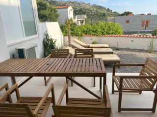 Lady A Apartment - Podglavica - 9