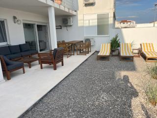 Lady A Apartment - Podglavica - 6