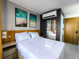 Lindo Studio de Alto padrão no Corredor da vitória com Cozinha Completa, Piscina e Academia no Rooftop, Lavanderia e Minimercado - Salvador - 4