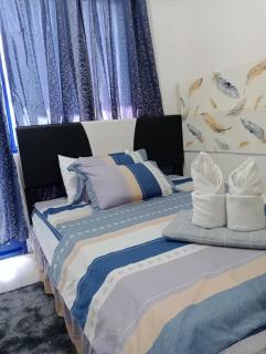 2 BR APT in SEA RESIDENCES - Manila - 1