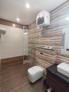 The SM Hotel By RMR Hotels - 4