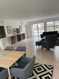 CITY LUX APARTM, 2 FULL BATHROOMs, 2tv - 5