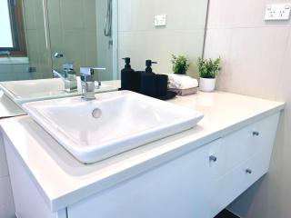 Terrace House with Character at Prime Location - Sydney - 4