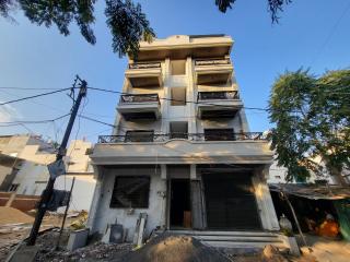 The Velar Hotel - Indore - 0