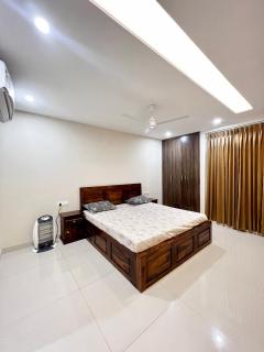 Modern 3 BHK SUITE - Zirakpur - 4