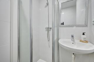 Casa Galdós by Clabao - Logroño - 3