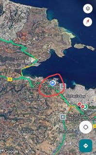 Centrally Located 2 Sea Eats Bus Right in Front - St Paul's Bay - 1