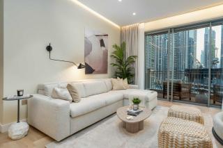 Stylish 1BR in Downtown with Fountain Views - 6