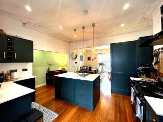 Beautiful Georgian Apartment | Near Falmouth Town Centre | Walk to Shops, Pubs & Restaurants - Falmouth - 0