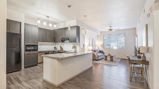 Velaire Apartments by Barsala - Glendale - 1