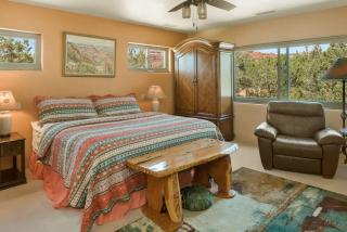Casa Oasis with Privacy & Blue Tile Pool for Family - Sedona - 4