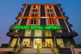 Treebo Grand Royal Imperio - Jāmb - 9