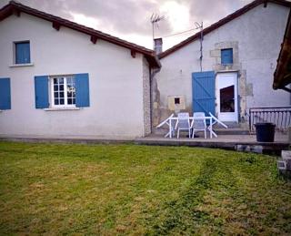 Maison dans hameau calme et proche tous commerces - 0