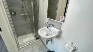 Titanic Guest 4 Star Boutique- Tourism NI certified- Free parking - Belfast - 4