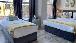 Titanic Guest 4 Star Boutique- Tourism NI certified- Free parking - 3