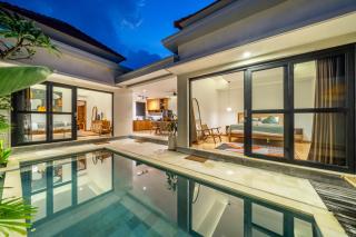 Lecatica - Brand New 2BDR Paradise Villa with Expansive Pool - Your Dream Retreat in Canggu! - 0