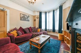 Beautiful Townhouse, great location - Pet Friendly - 6