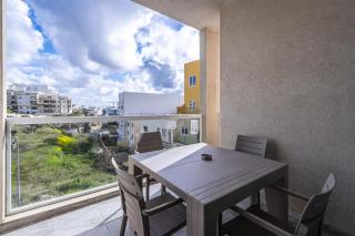 The Fives Apartment - St Julian's - 2