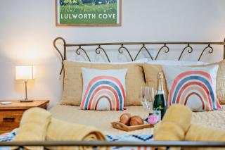 Castle Forge 4-Bedroom Historic Purbeck Forge in Kingston, Corfe Castle, Sleeps 7 - 7