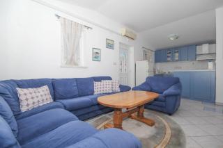 Apartment Mara Tribunj - Tribunj - 1