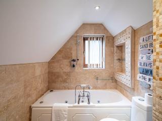 Exclusive 3-Bedroom Villa in Sheffield - Sheffield - 6