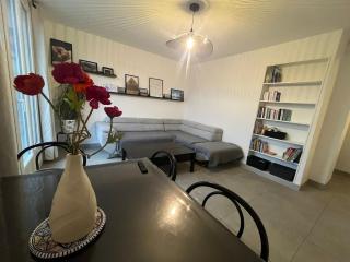 L'Alpin, 2 chambres, Parking, Vue montagne - Grenoble - 0
