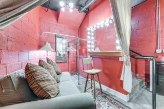 Steps to Main St Theater Studio in Waynesville! - Waynesville - 7