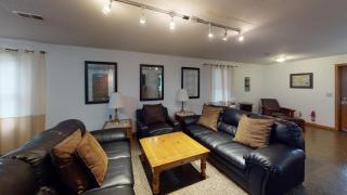Moonbeam Chalet - Logan - 3