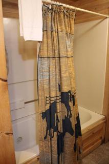 Creekside Hideaway - 4