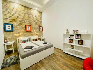 Peaceful Studio in Central Budapest - Brick House - Budapest - 6